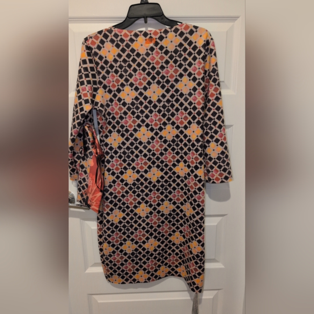 Geometric Patterned Dress - Picture 7 of 8